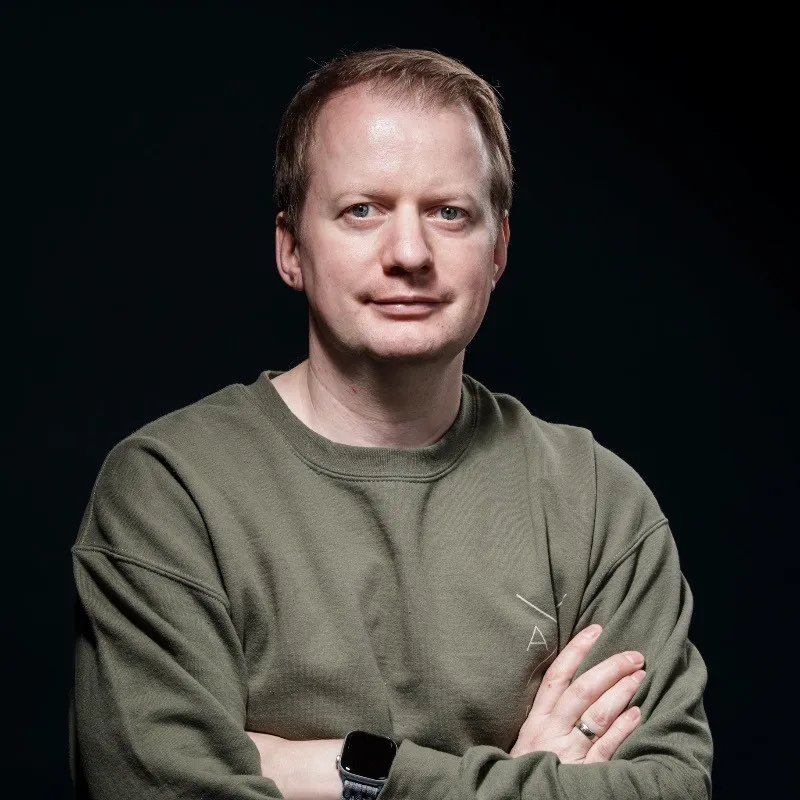 Portrait of Fabian Schneider